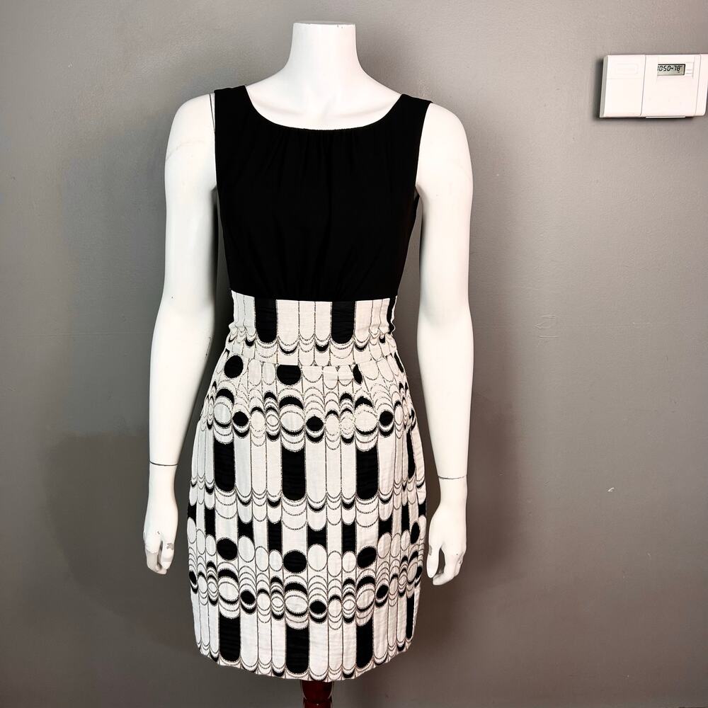 Trina Turk dress size 0 empire high waist mod 70s geometric pencil party
